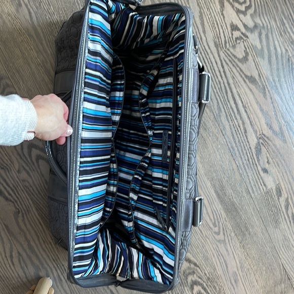 Ver Bradley Weekender Tote - Picture 3 of 5